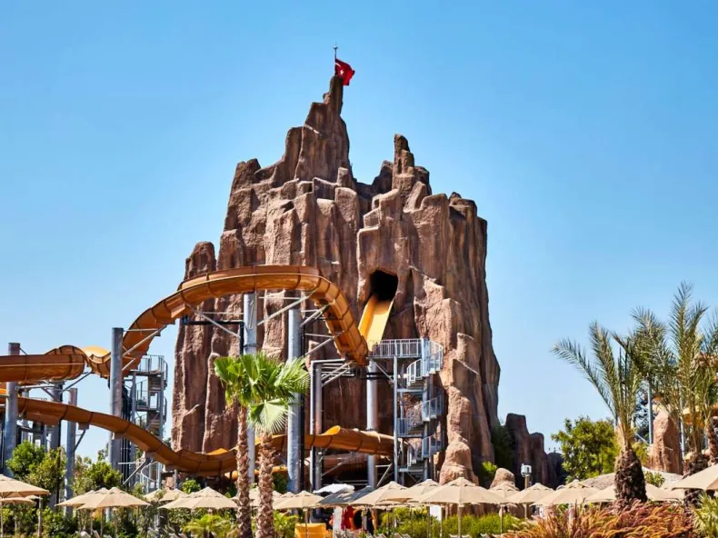 Side zum Land of Legends Themenpark Transfer-Service