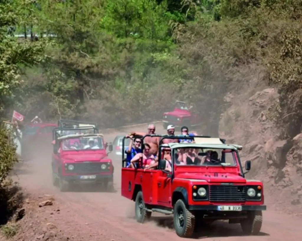 Gdzie zrobić przygodę Jeep Safari w Antalyi i rzeczy do rozważenia