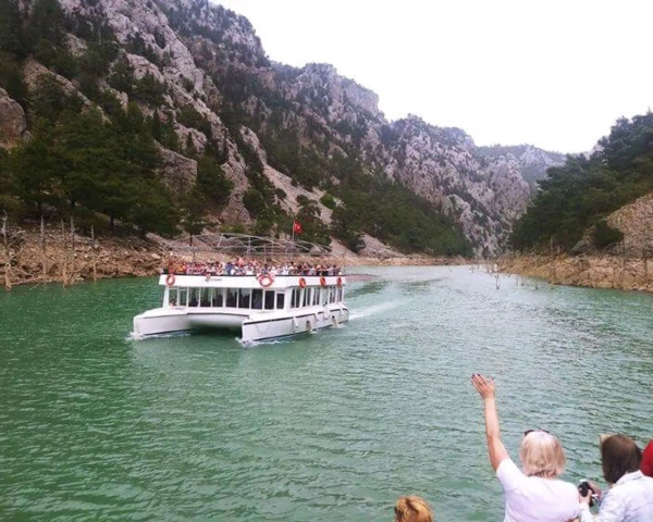 Green Canyon and Boat Tour