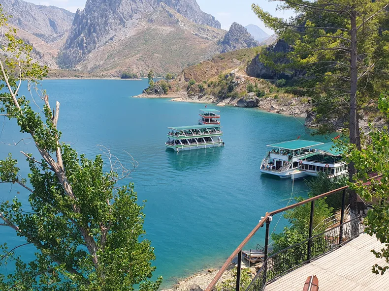 Side'den Green Canyon'a Nasıl Gidilir? Ulaşım Yöntemleri ve İpuçları