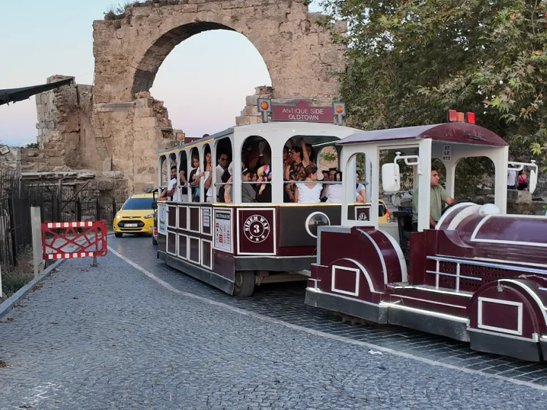 Side Ulaşım Rehberi: Dolmuş ve Taksi ile Kolay Seyahat - 2