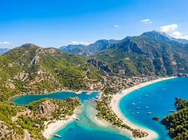 5 Must-See Places in Side