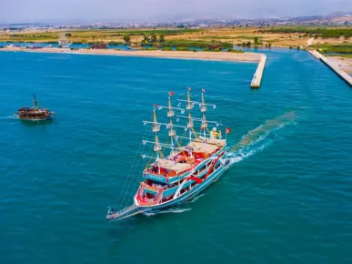 An Unforgettable Day with Family: Boat Tour on the Manavgat River