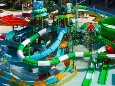 Aqua Park Abenteuer-Tour ab Alanya - Tauchen Sie ein in Familienspaß