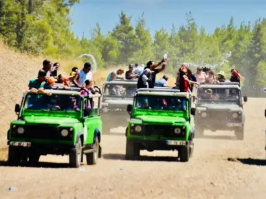 Kumköy'den Jeep Safari Turu