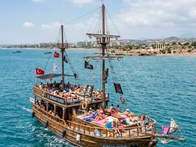 Pirates Boat 2026 | Pirate Ship Journey from Side!