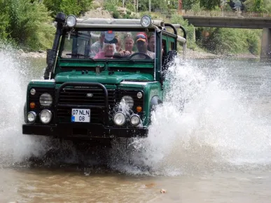 Rafting- und Jeep-Safari-Kombitour ab Manavgat