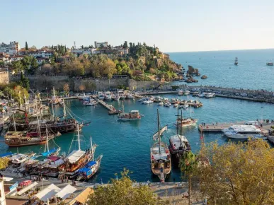 Antalya Şehir Turu - Tarihi ve Doğal Güzelliklerle Dolu Bir Gün