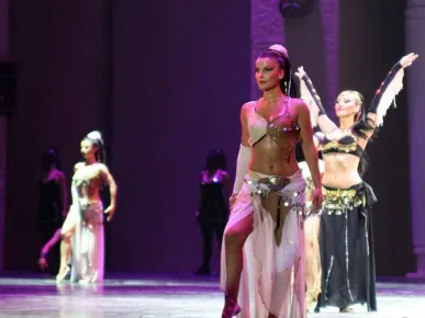 TROY Tanzshow in der Aspendos Arena ab Kemer